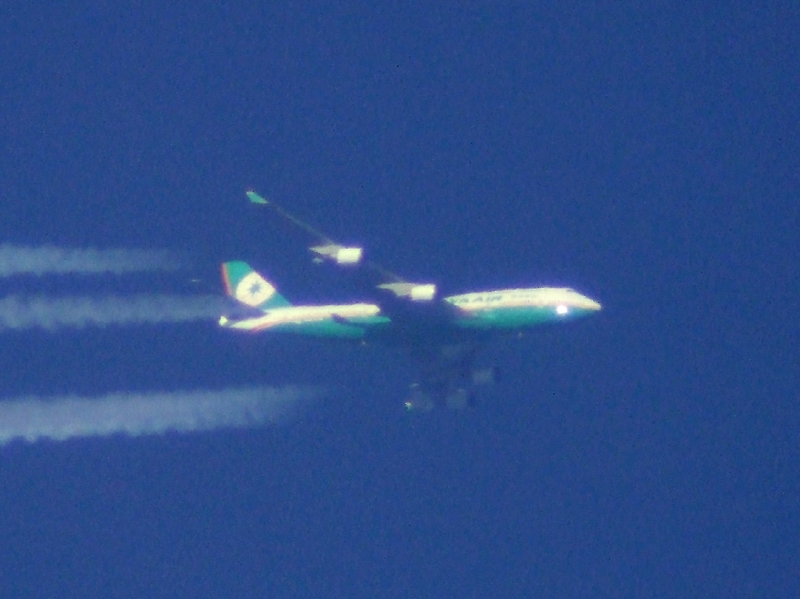 b744-e10.jpg