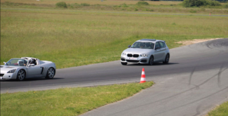 bmw_a_12.jpg